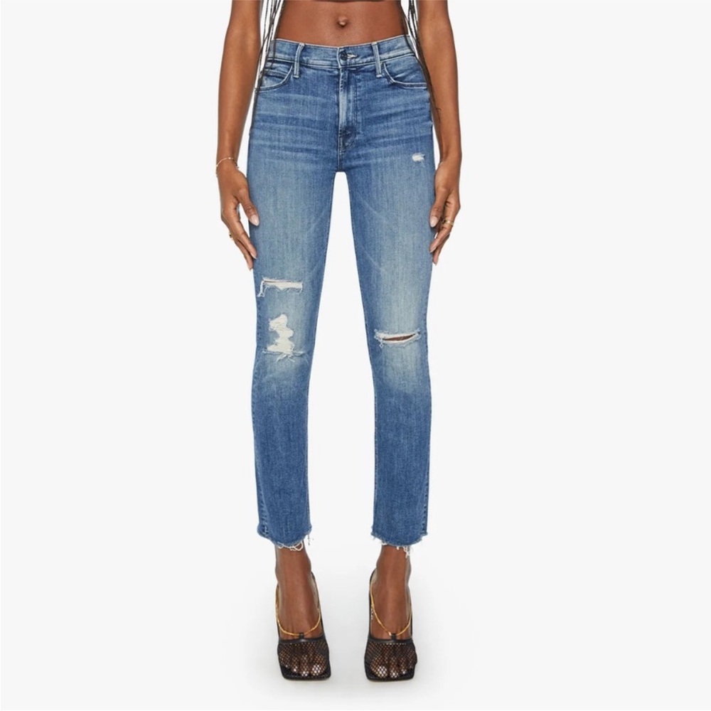 MOTHER Mid Rise Dazzler Ankle Fray Jeans in Weekend Warrior
